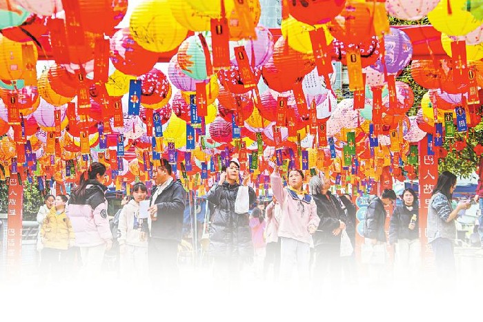 闹元宵 灯如海 人如潮