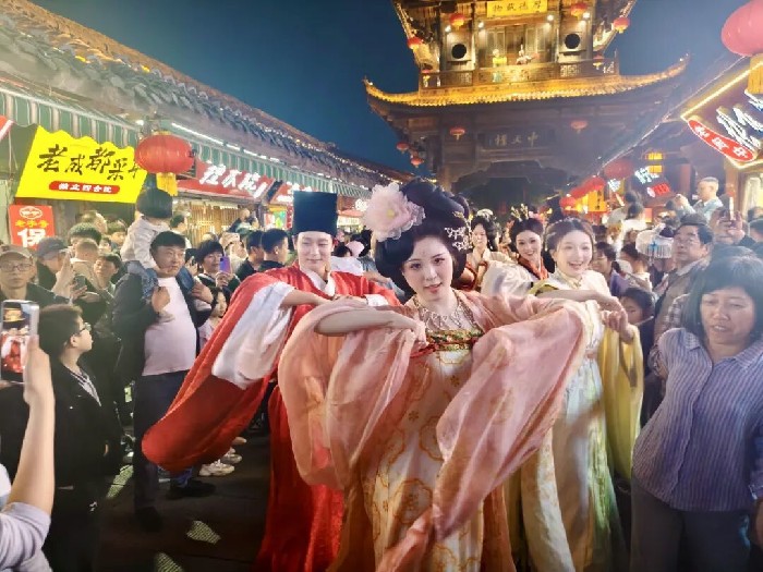 火热收官！清明假期全省A级景区接待游客超1499万人次