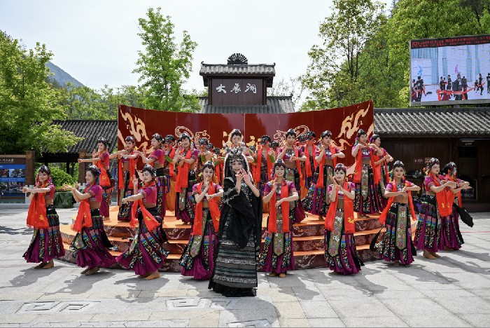 沉浸式焕新出圈 巴山大峡谷以文旅新场景激活巴文化活态传承新活力